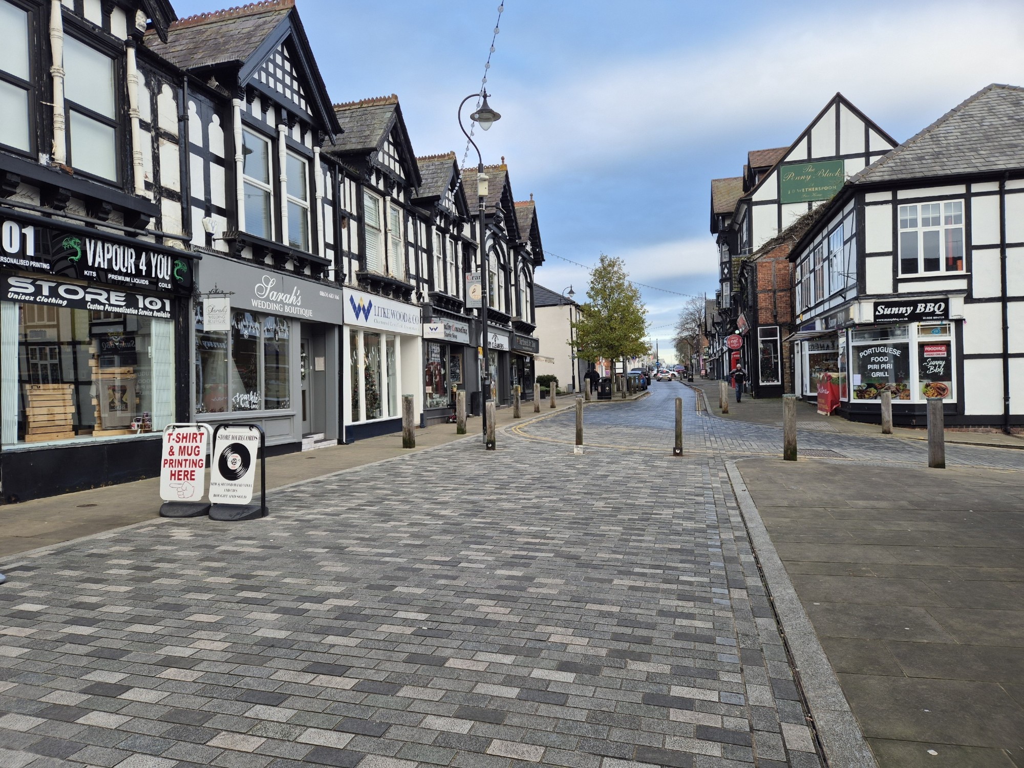 Filtered mobility, Witton Street, Northwich town centre image
