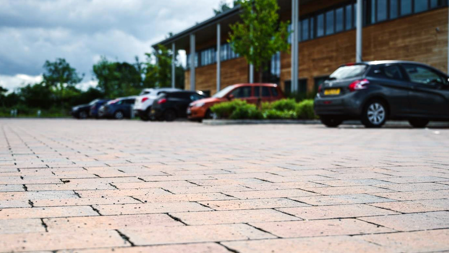 Permeable car park Evesham image