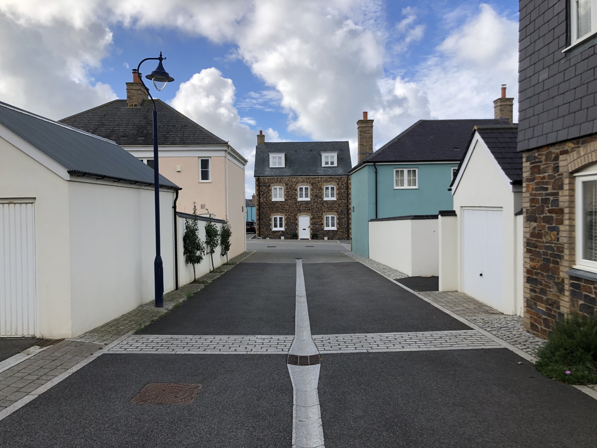 Simple street materials, Nansledan image
