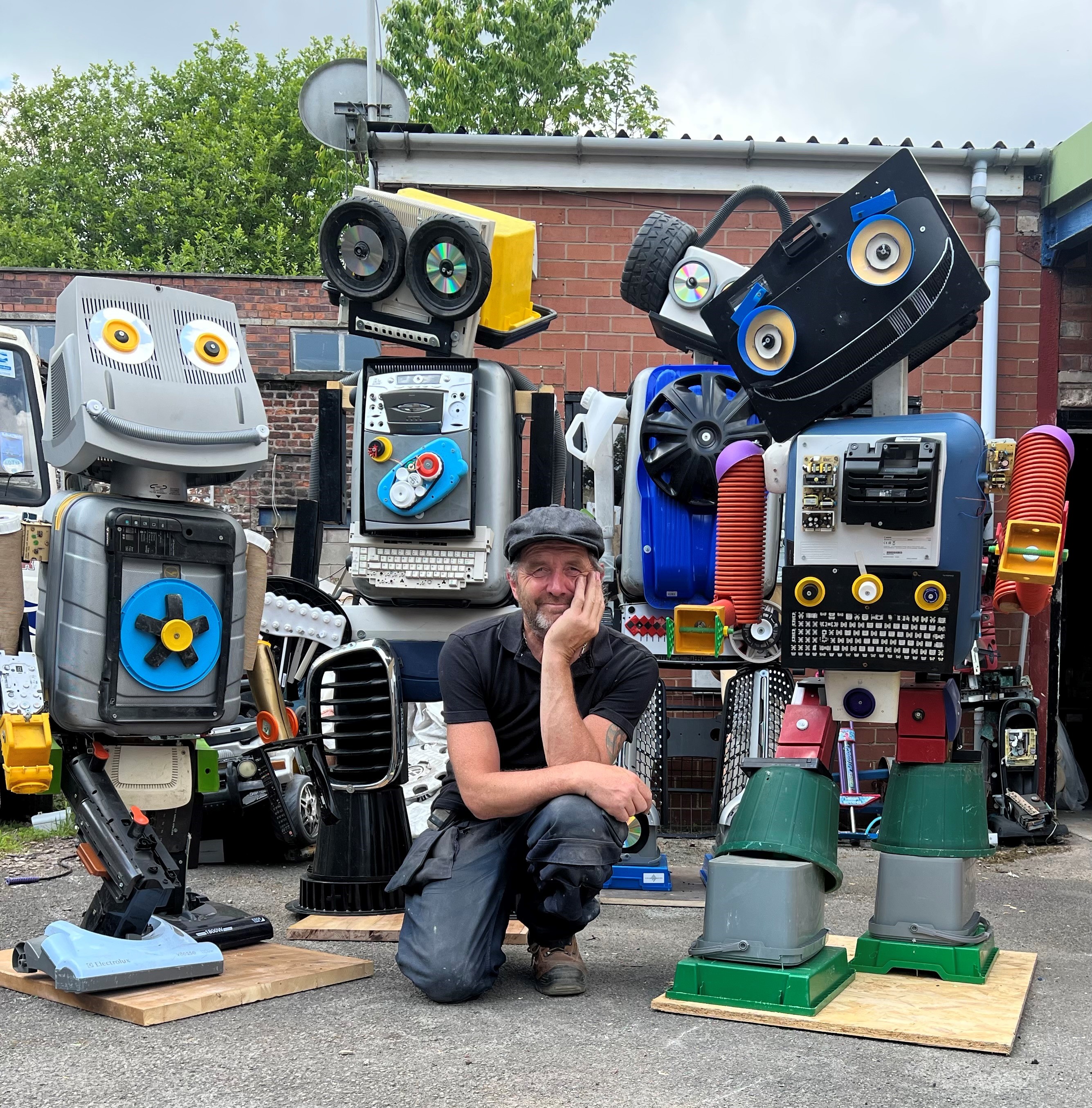 Mark Haig, Gizmobots, with family of robots