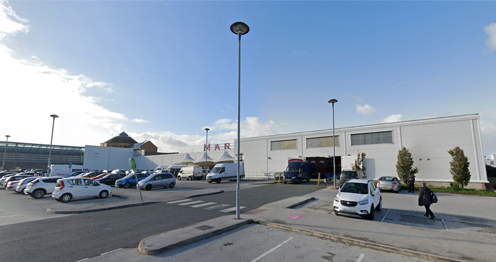 Existing view from the car park of the flea market.