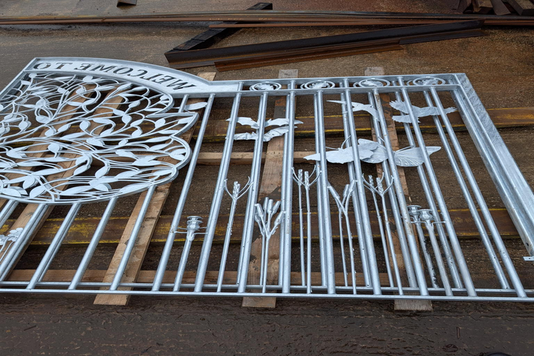 Gates for the Backies